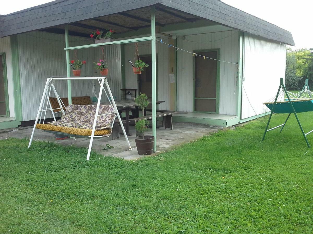 Utulny Privat Lägenhet Veľký Meder Exteriör bild